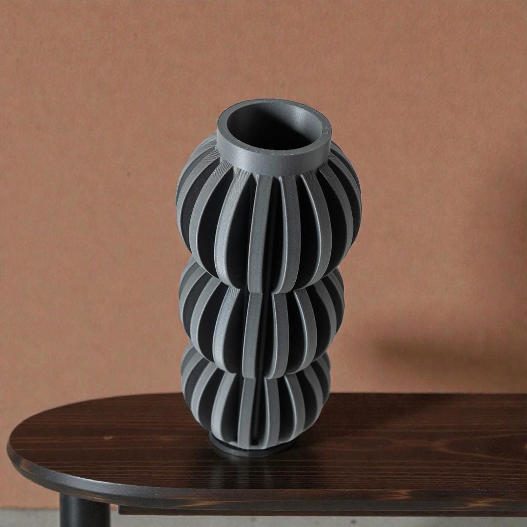 Alura Vase