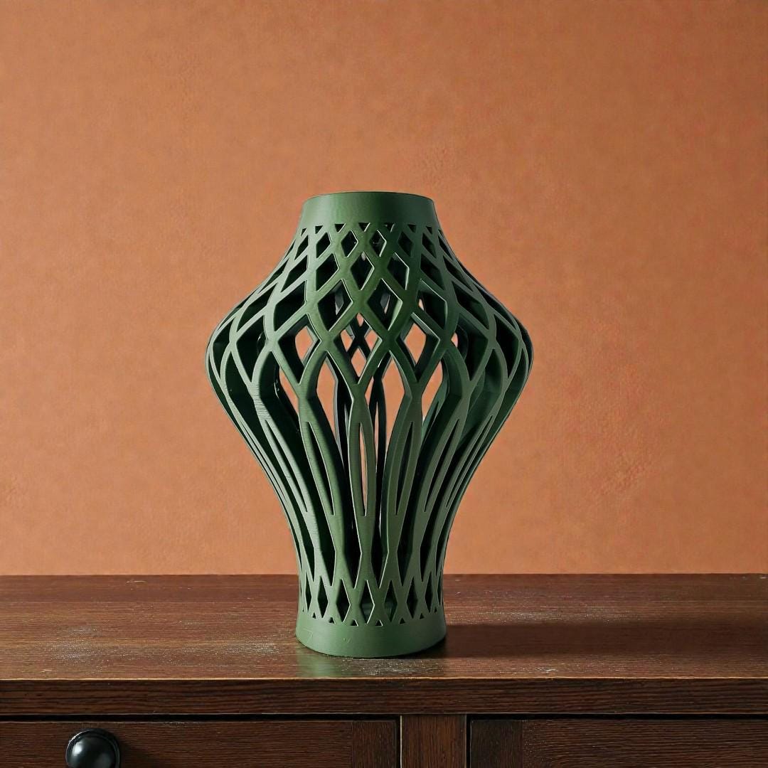 Alano Vase