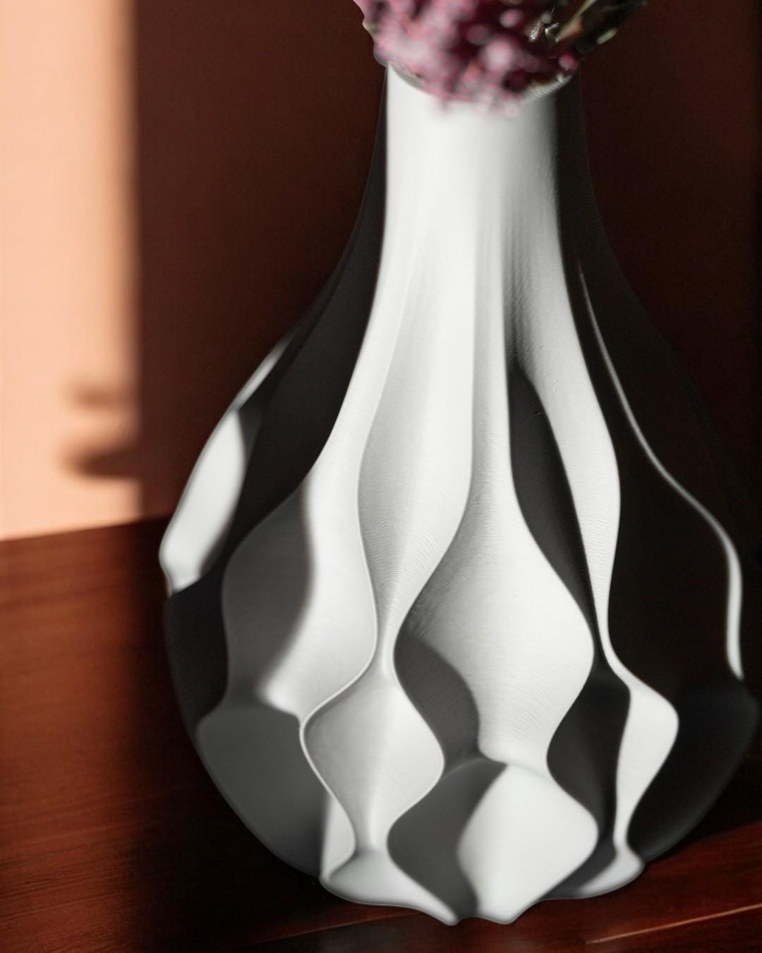 Abyssal Flower Vase
