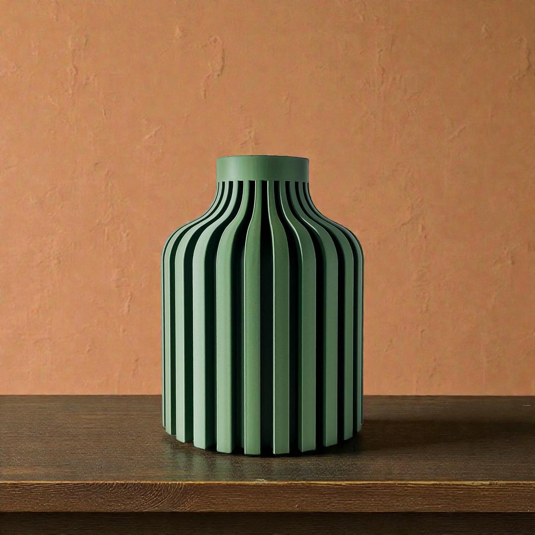 Alik Short Vase