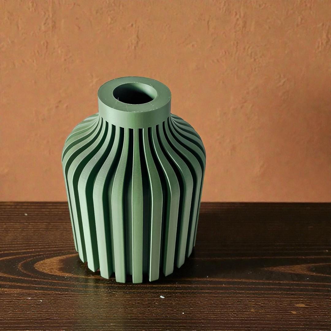 Alik Short Vase